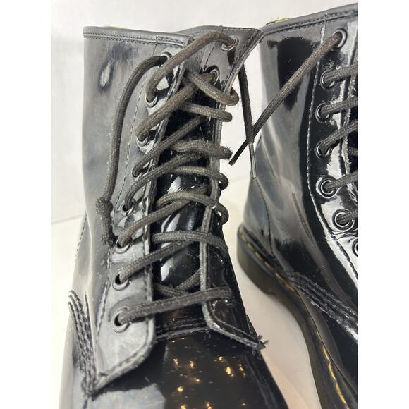 Doc Dr. Martens Shiny Patent Leather 1469 Boots Black Lace Up Women's Size 9 - Picture 10 of 16